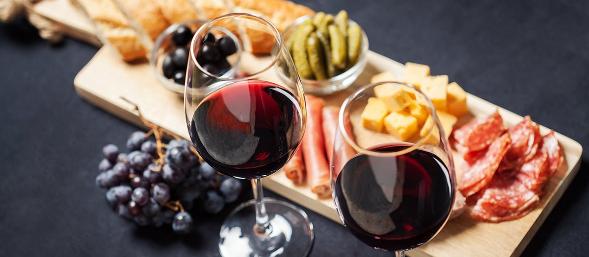 Drinks to Complement Your Charcuterie Board