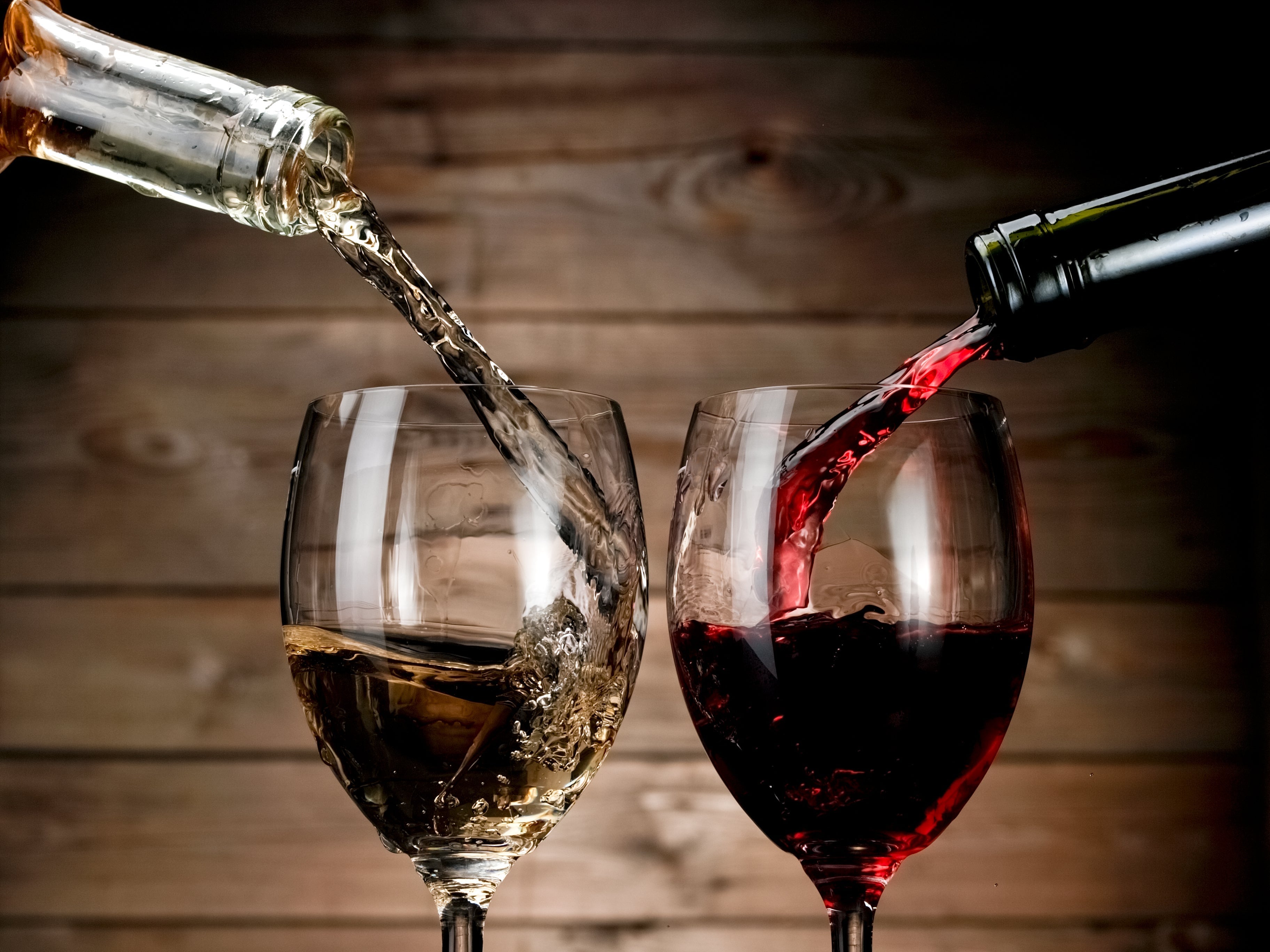 Red Wine vs. White Wine: A Comprehensive Comparison for Wine Enthusiasts